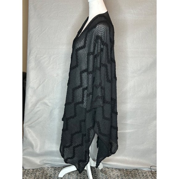 Stylish Zig Zag Fashion Poncho Black One Size Fits Most‎  FM-AV246 - Picture 4 of 5